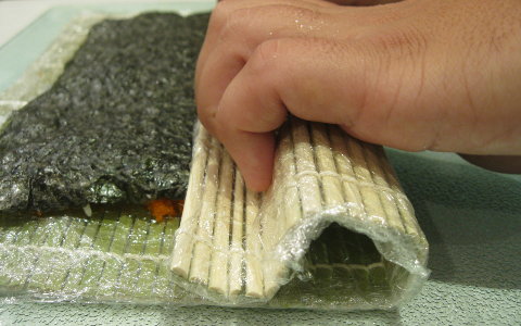 roll-your-california-sushi-roll