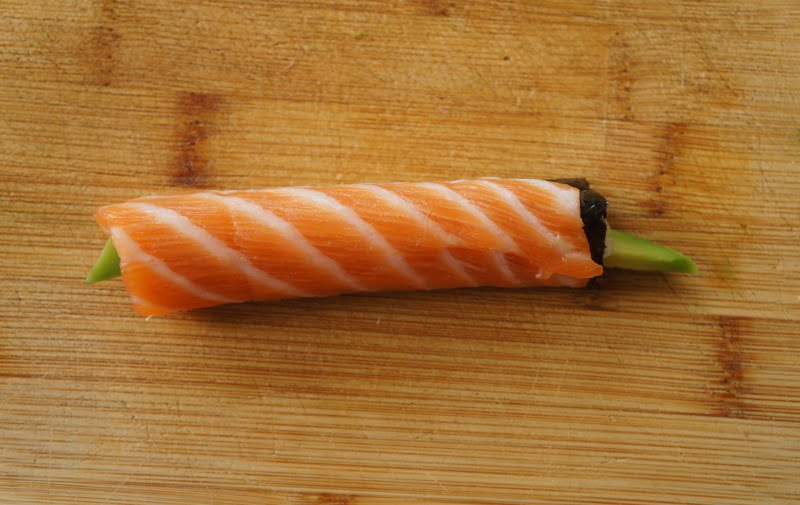 upstream-sushi-rolled