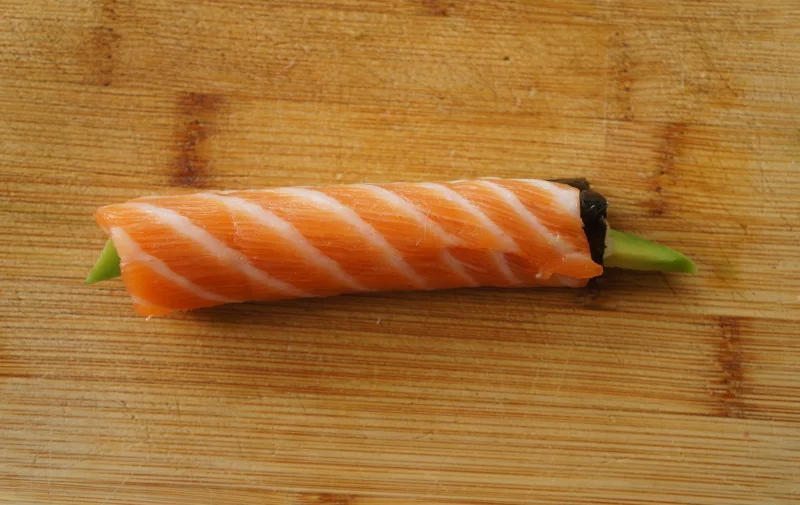 upstream-sushi-rolled